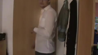 Особа ебется с любовником, пока супруг на работе