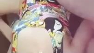 Друг помогает ебать жену