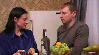 Подвыпившая Даша завораживает дойками пацыка