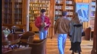 Ребята развели на групповой секс в библиотеке студентку в чулочках из МГУ