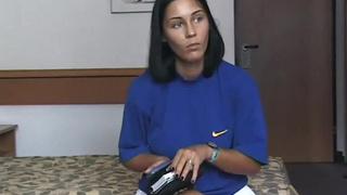 Пьер Пьер Вудман дрючит в ротик и задницу коротко стриженную модель