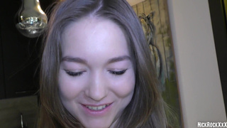 Моя соседка Миа Пайпер, она же Хейзел Грейс, пришла потрахаться