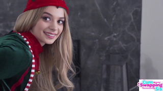 Загадал тройничок на НГ ?? Теперь они мою кончу делят на 2 рта