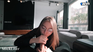 Ты мне минетик и секс, я тебе деньги и оргазм. Хорошая сделка, я прав?