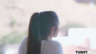 Сестру с красивой грудью братишка прет во все дырочки